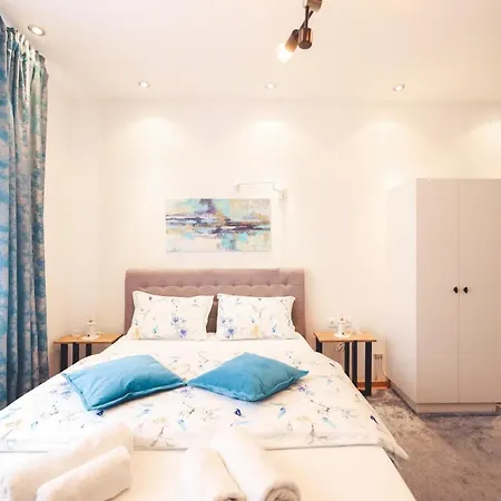 Apartman Square